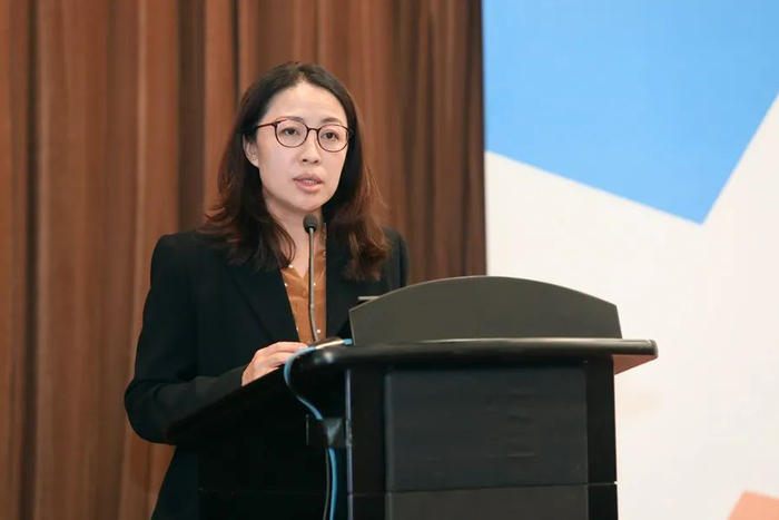 ▲同济大学教授、TMMi-CN主席、ISTQB大中华区首席代表刘琴分享了有关构建软件质量标准与人才体系，助力金融业数字转型的思考