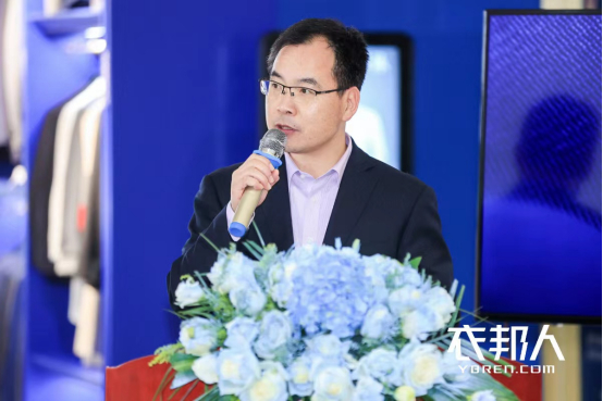 浙江大学就业指导与服务中心主任董世洪