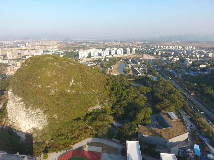 ▲甑皮岩遗址。桂林甑皮岩遗址博物馆供图