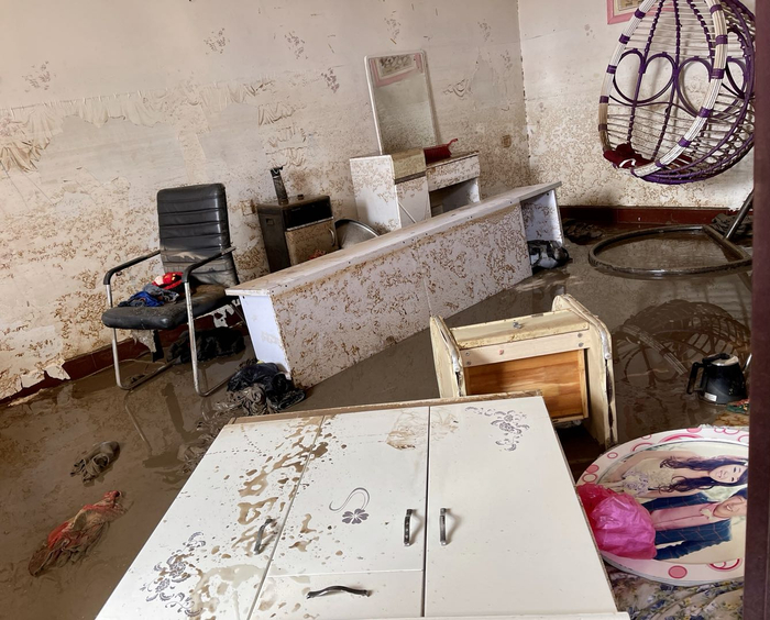 洪水褪去后的家，已经不像家了 &nbsp; &nbsp;&nbsp;时代周报记者 &nbsp;陈佳慧 &nbsp;摄