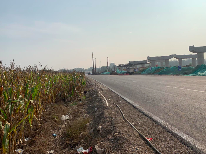 10月13日，事发漫水便道（魏倩摄）