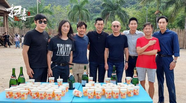 电影《扫毒3天大地大》杀青照。片方供图