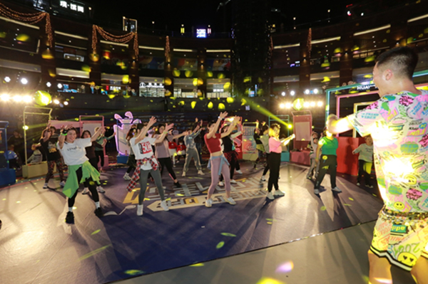 图说：“城市律动·轻运计划”在陆家嘴九六广场启幕。主办方供图