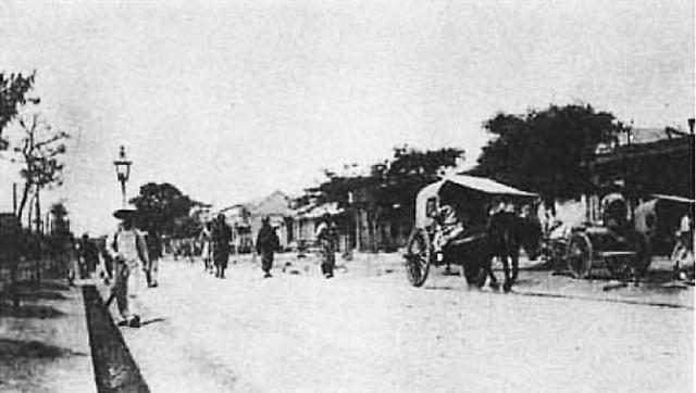 人力车夫。《北京的人力车夫：1920年代的市民与政治》插图。