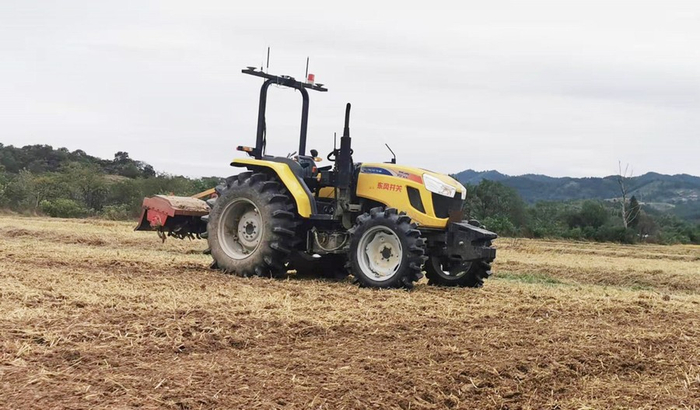 东风井关智能拖拉机