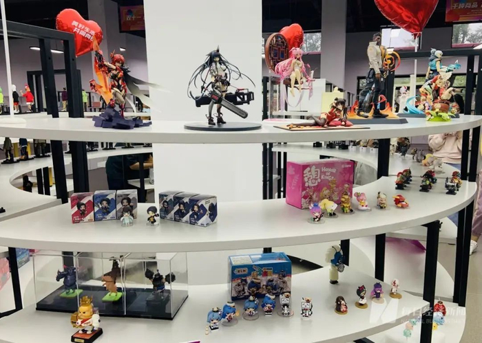 东莞生产的部分潮玩产品 每经记者 王帆 摄