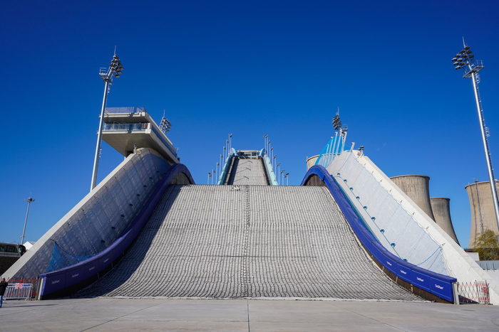 滑雪大跳台主体结构为钢构架，均采用首钢自产钢材。新京报记者 陶冉 摄