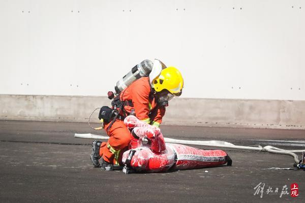 模拟急救措施。