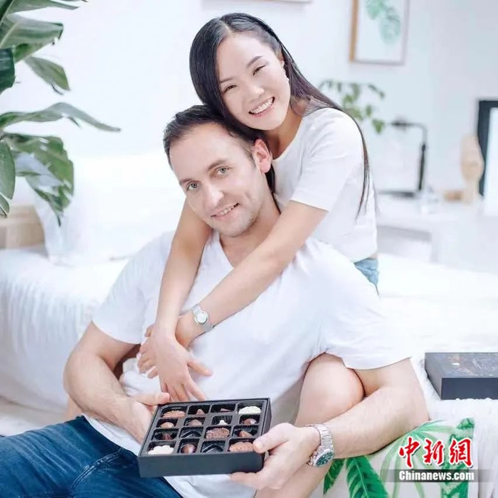 汤姆和陈丽。 受访者供图