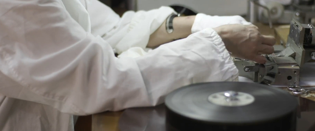 《天书奇谭》修复过程。图片来源：《天书奇谭》修复特辑