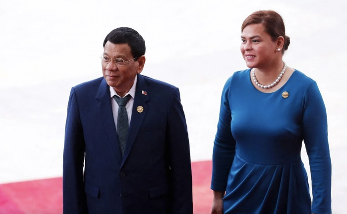 菲律宾总统杜特尔特与女儿萨拉（图源：BBC）