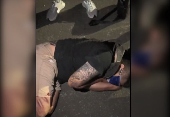 高雄一男子遭围殴，图自台媒