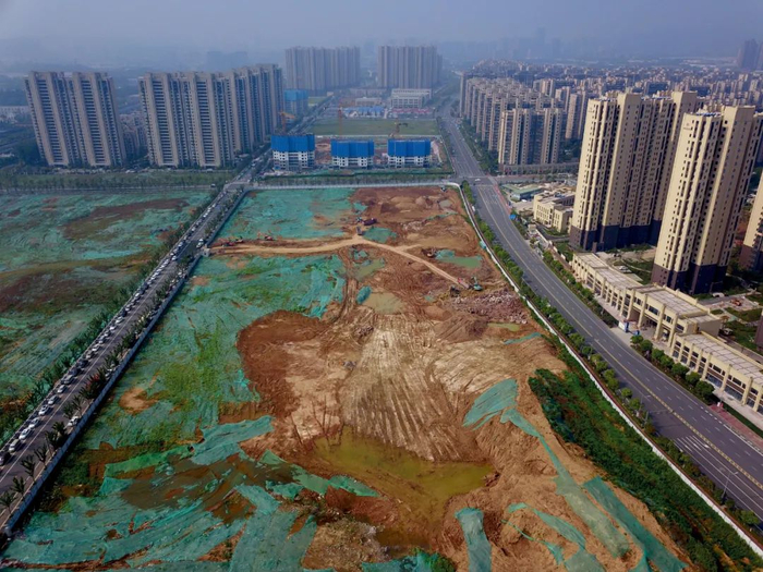 5月22日，江苏南京一处待开发的地块。图/视觉中国
