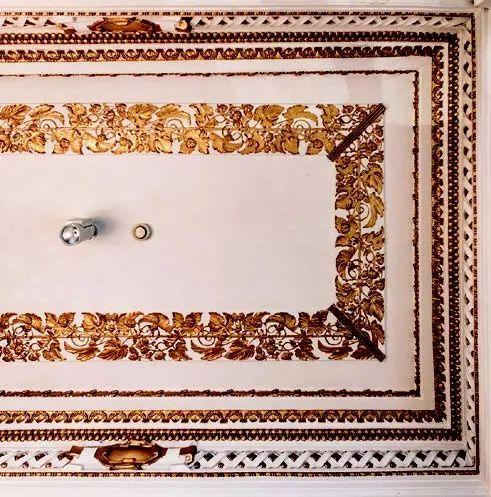 △和平饭店南楼