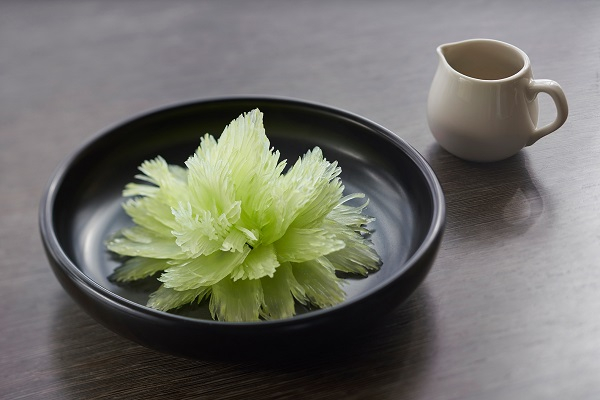 图说：浇汁佛手西芹 采访对象供图