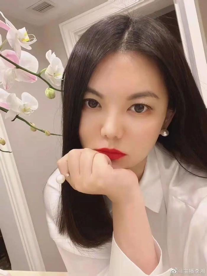 图片来源：李湘微博