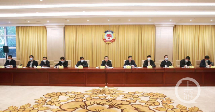  ▲11月29日，张敬华曾参加、主持江苏省政协会议，但在当天报道中，其名字被删除。图片来源/江苏省政协