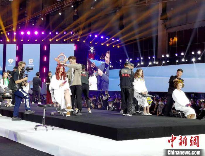 2021世界美发大会活动现场。　吴戈 摄
