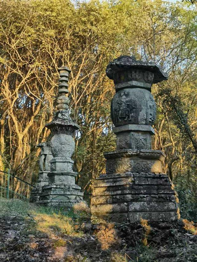 丽水灵鹫寺七佛塔 魏祝挺摄