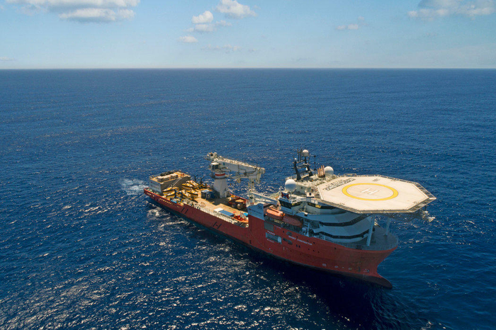 ↑“海洋无限”的“海底建造者”号于2018年1月开始搜寻工作，6月以失败告终。