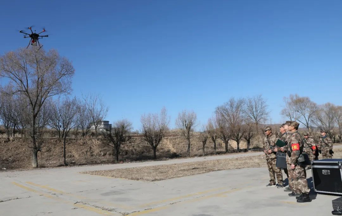 无人机侦察训练。冯媛摄
