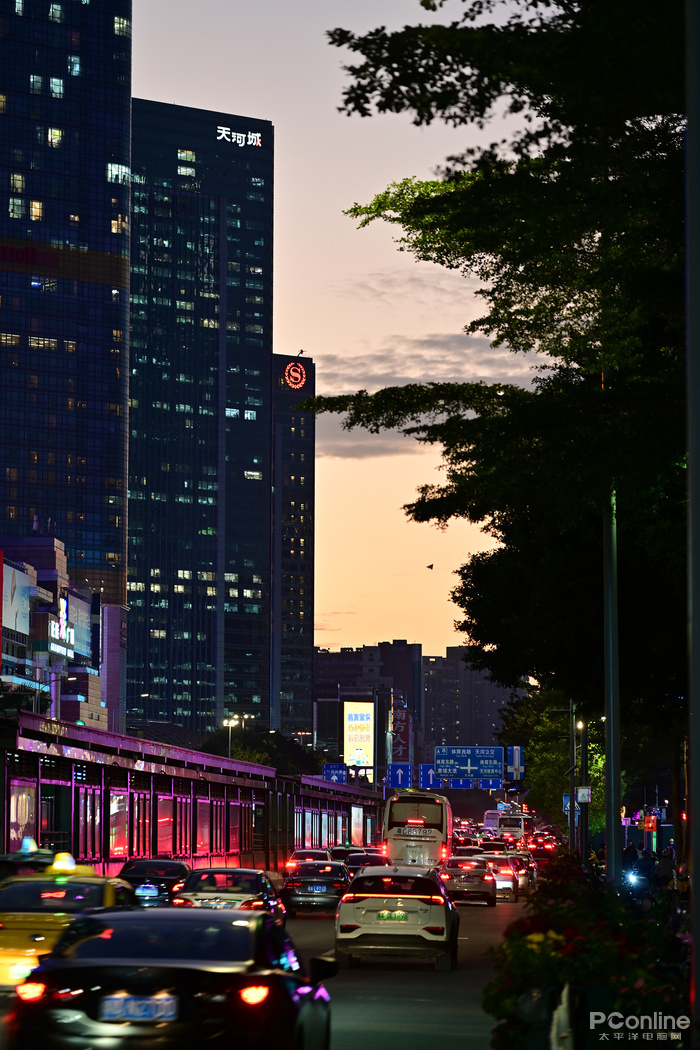 f/4　1/15s　ISO320