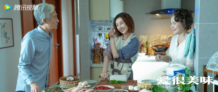 李纯饰演的刘净非常会做菜。