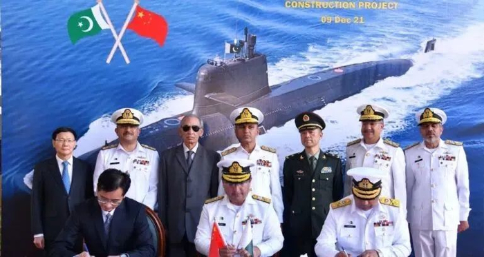 巴基斯坦海军官方发布的钢材切割仪式照片 