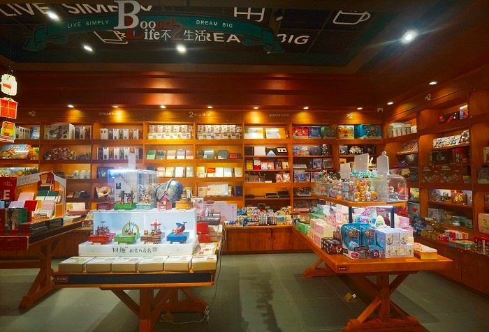 虽然很多书店都有文创产品，但其销售量占比并不高。