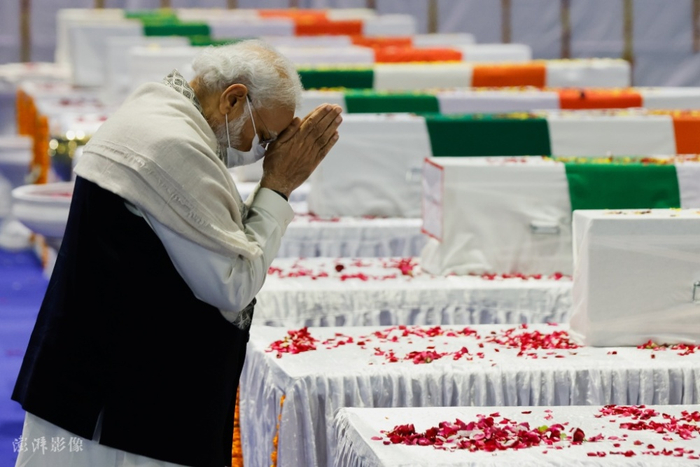 印度国防参谋长遗体被运送至新德里 总理莫迪悼念 图源 IC Photo