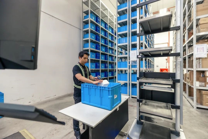 ▲ 极智嘉RS5货箱机器人入驻UPS全球首个创新中心