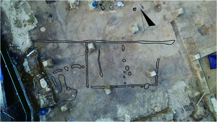 北村南台地下房屋遗迹