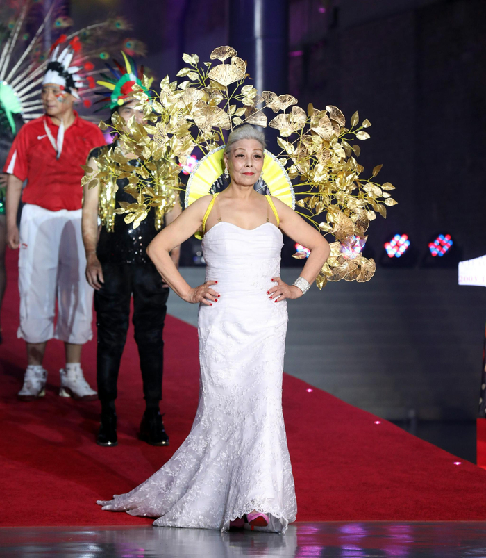 ▲2021年北京中老年模特大赛决赛现场。 新京报记者 王远征 摄