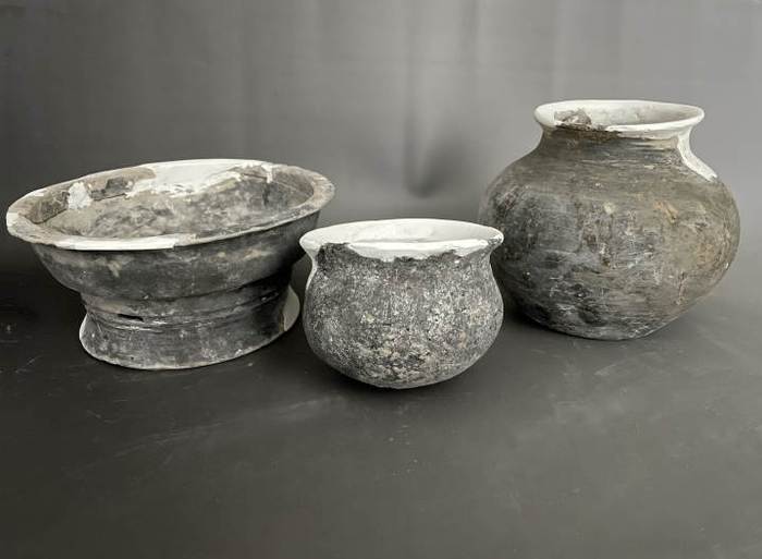 宁波奉化竺家遗址良渚文化墓葬出土陶器