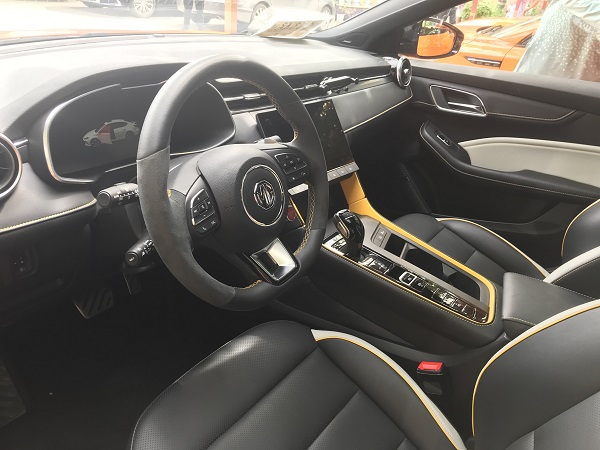 监测车辆行驶信息对于智能汽车发展至关重要。 吴博峰/摄