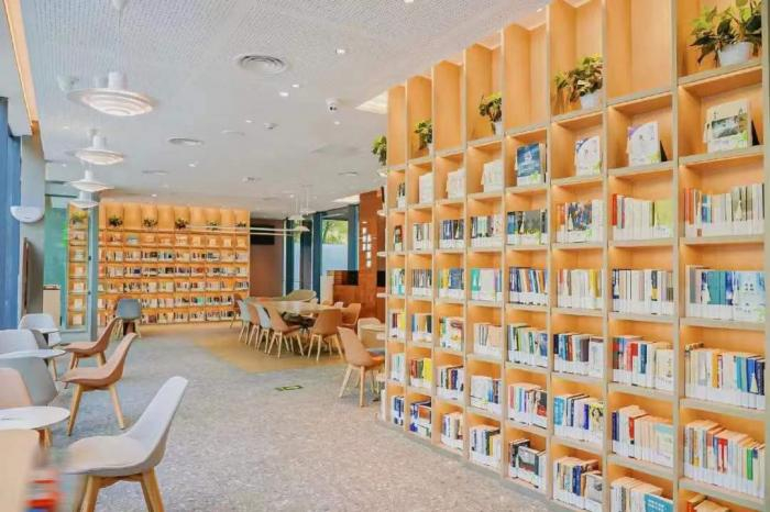 △奈雪的茶首家书屋，图 / 奈雪的茶官微