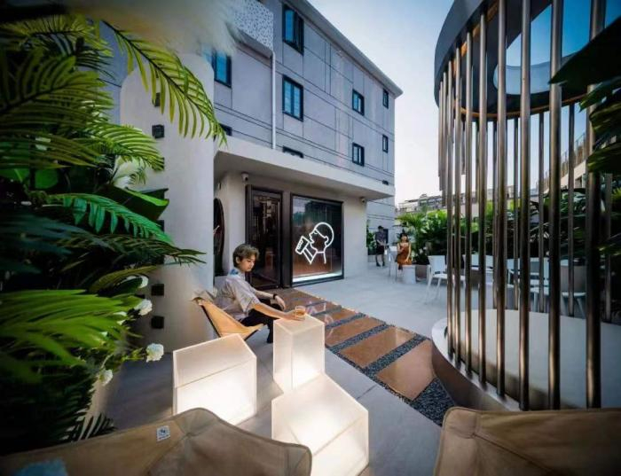 △喜茶首家“手造店”，图 / 喜茶官微