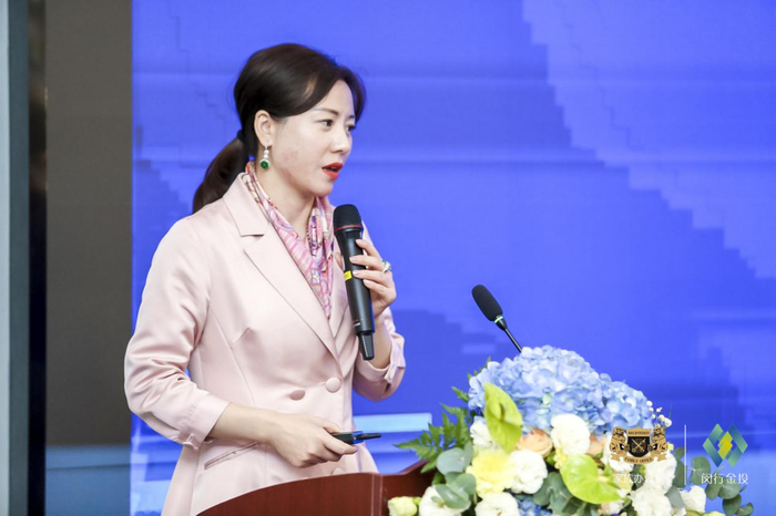 明大家族办公室创始人、总经理梅红