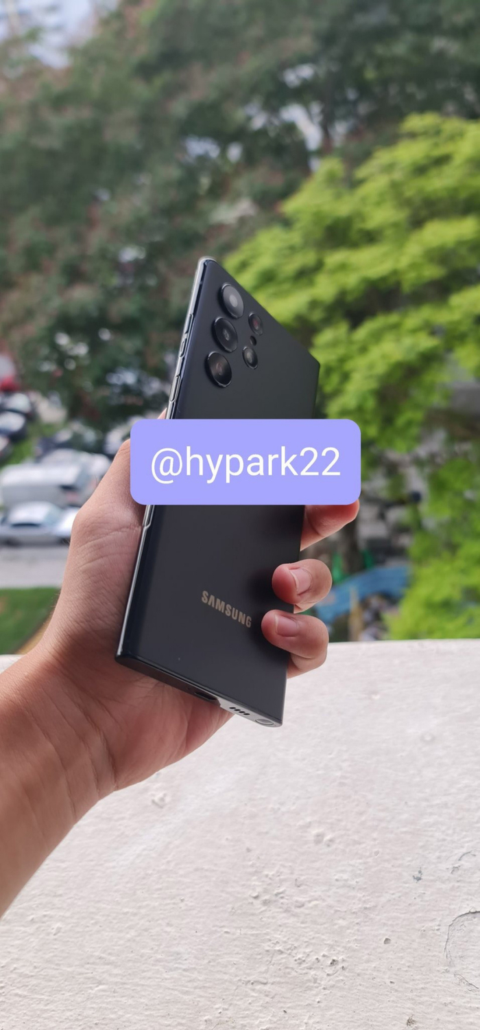 爆料：三星Galaxy S22 Ultra将有1TB存储版本，哑光黑“真机”现身_手机新浪网