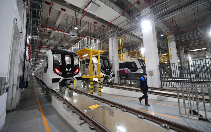 地铁19号线车辆段，列车已全部到位。新京报记者 王贵彬 摄