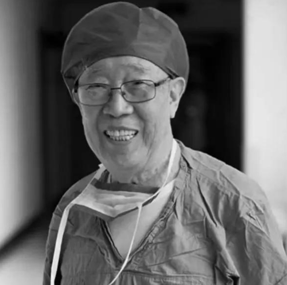 吴孟超（资料图）