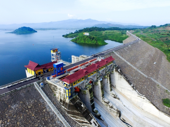 印度尼西亚佳蒂格德大坝项目