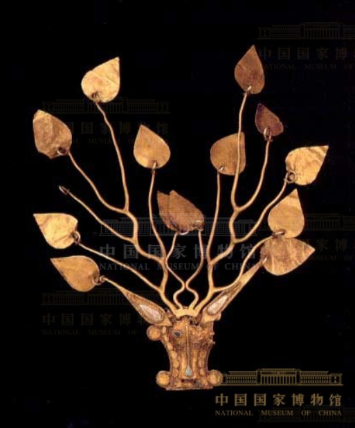 牛头鹿角形金步摇，收藏于中国国家博物馆。（图片来自国博）