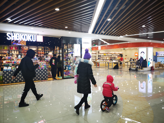 从2018年起，百荣世贸商城就开始了转型升级的新“征程”。冉隆楠/摄