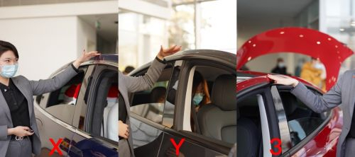 图：漂亮的店员小姐姐站在X、Y、3车旁，可以看到，Model Y车身高度在3、X之间