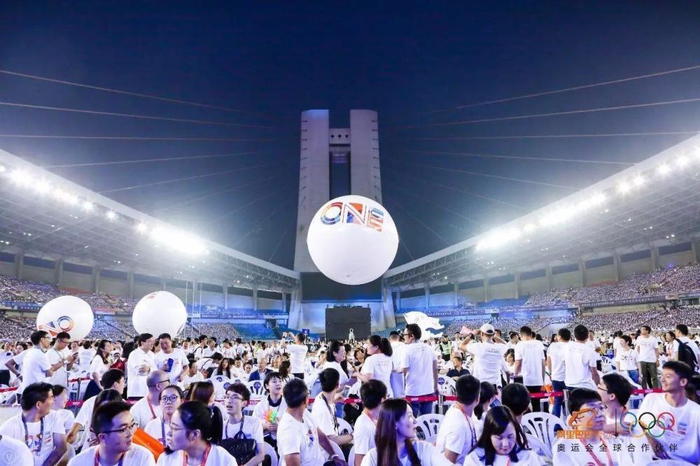 阿里巴巴活动员工照片