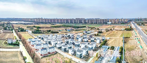 图说：新强村。孙中钦 摄