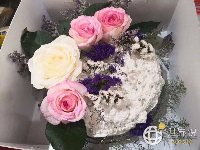 ●鑫鑫做的生日蛋糕 / 世界说