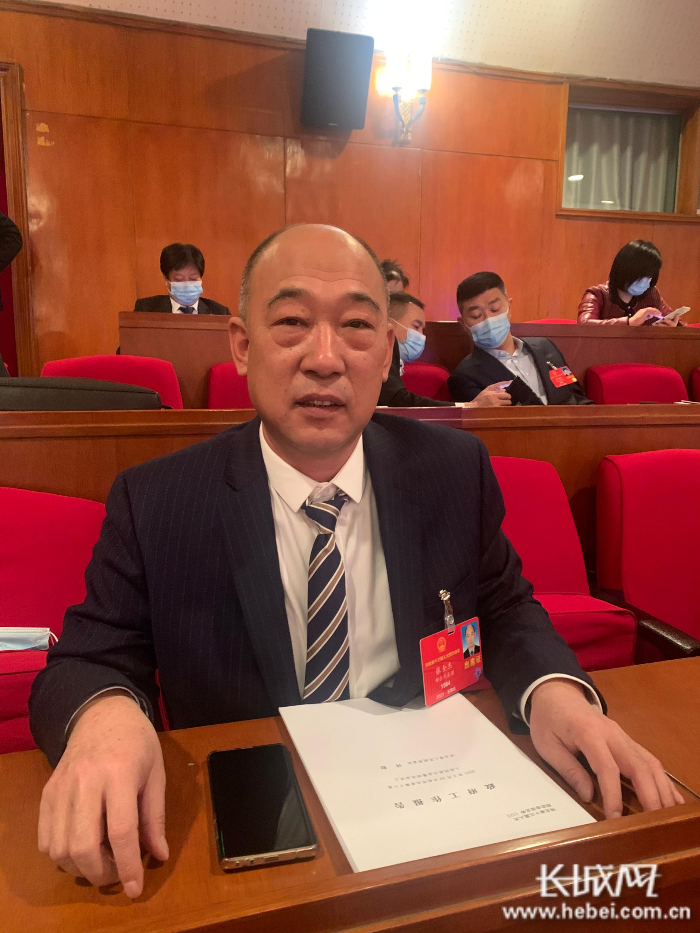 张全杰代表。