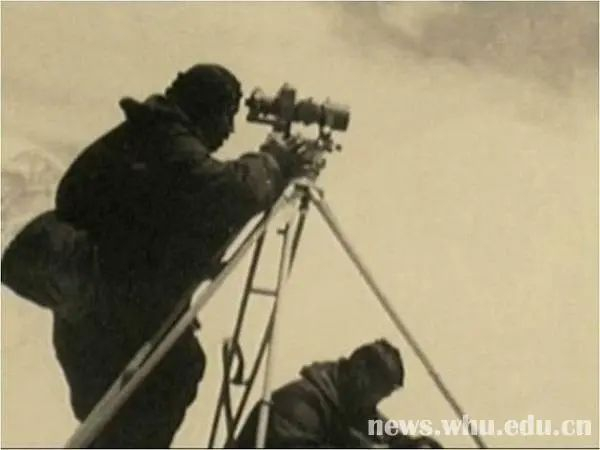 ▲1975年中国首测珠峰